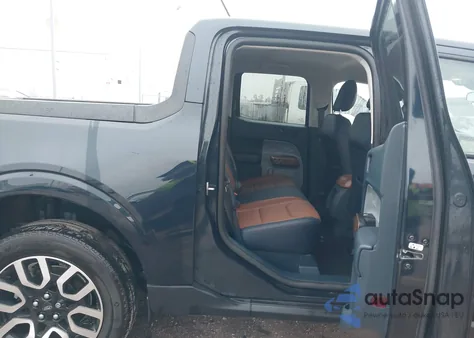 2023 Ford Maverick Lariat z USA, uszkodzony, nr VIN 3FTTW8E35PRA65644